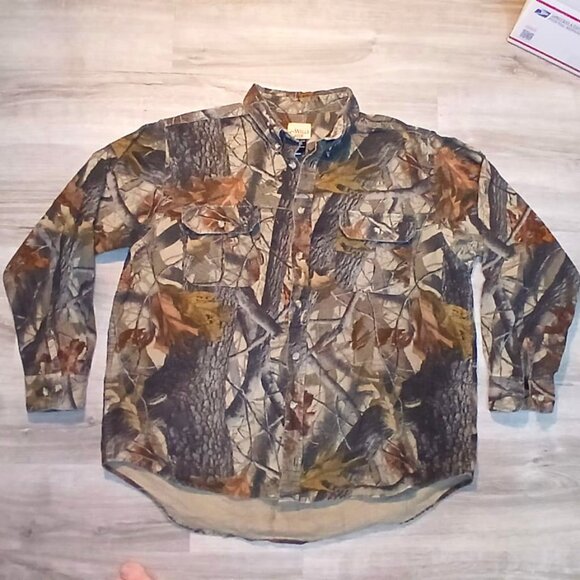 Wells Creek Men's Button-Up Hunting Shirt Camo XXL Hardwood Greens Outdoor - Picture 1 of 3